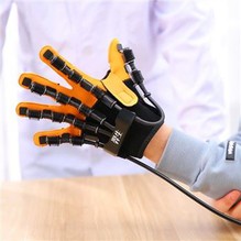 Gants pour les patients victimes d'un AVC